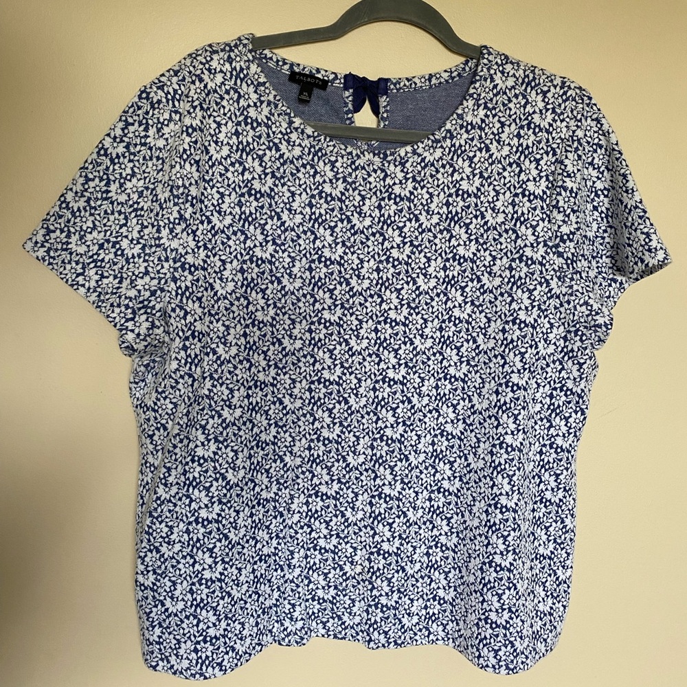 floral print top